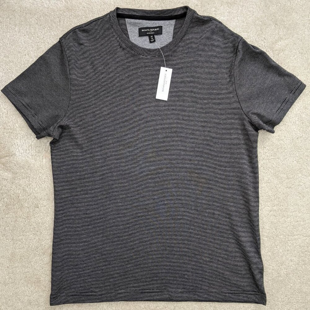 Banana Republic Factory black gray striped t-shirt medium NWT